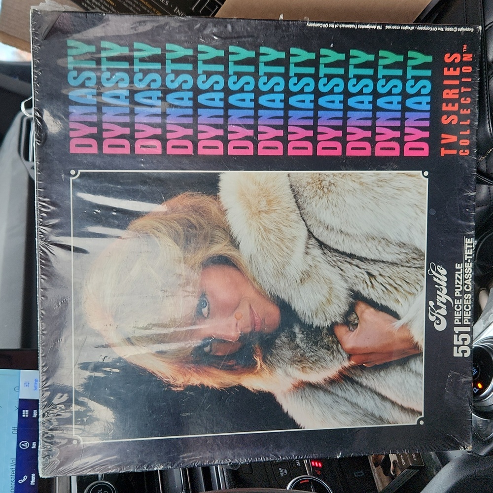 Sealed vintage  1984 Dynasty Krystle 551 pice jigsaw puzzle Linda Evans